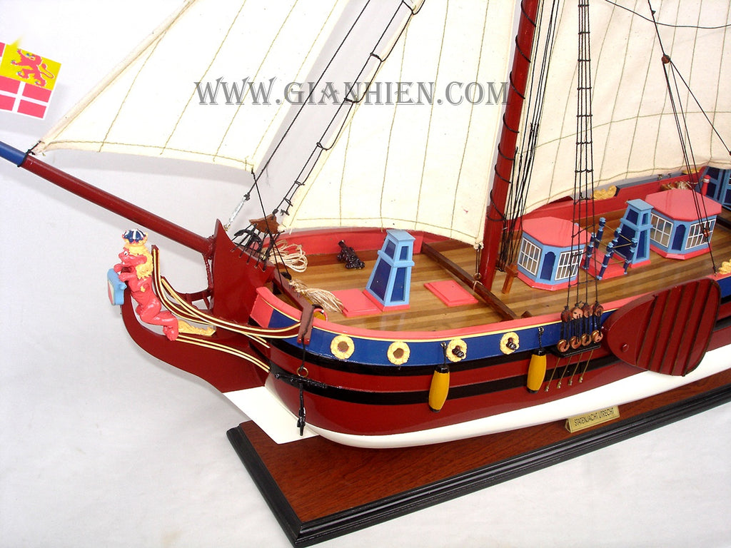Model Tall Ship Utrechts Statenjacht 84 x 20 x H. 77 cm